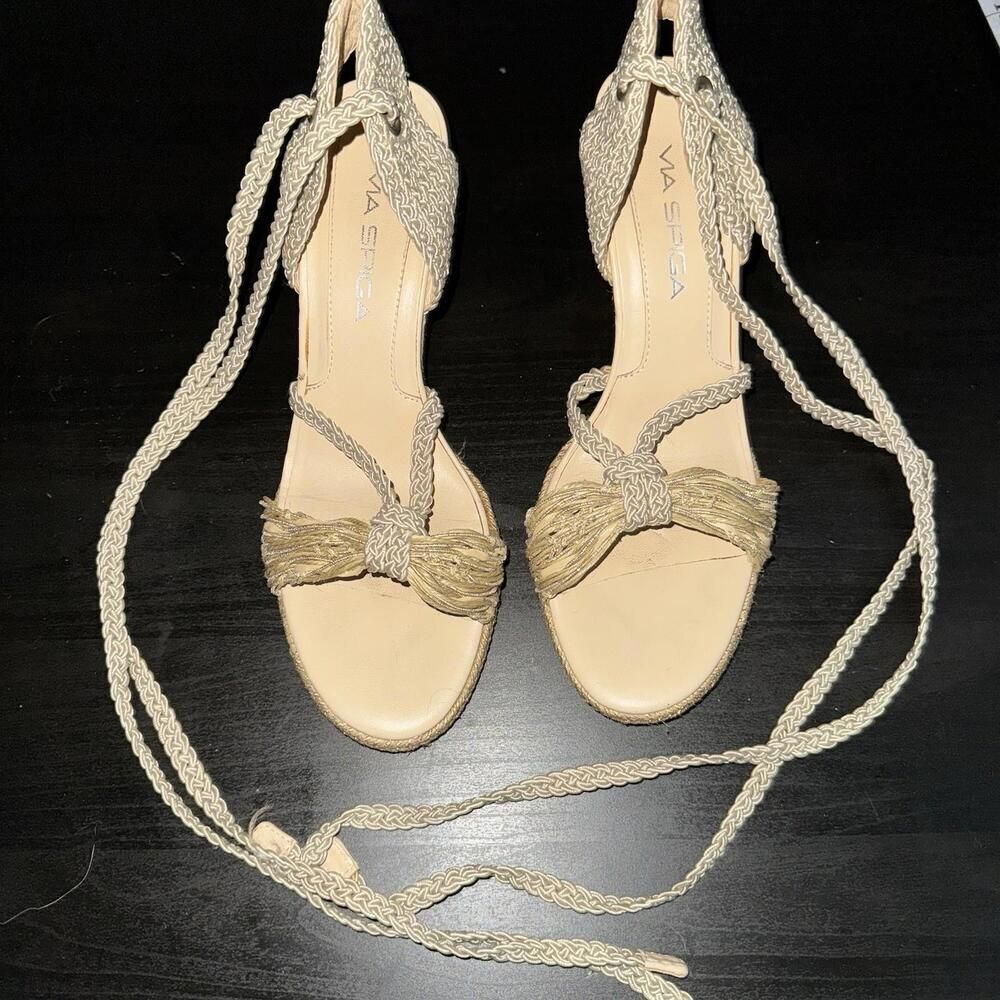 VIA SPIGA Logan WEDGE SANDALs Gold Sz 8.5 Womens